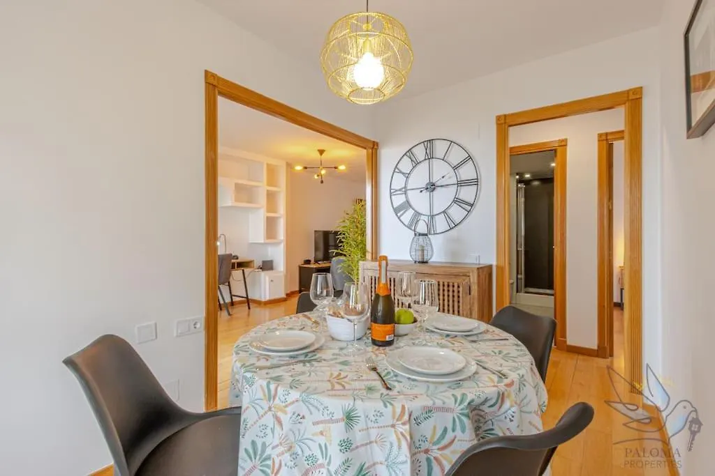 Beautiful Apartament With Sea Views 贝纳尔马德纳